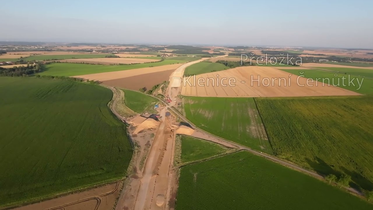 5. přelet nad budovanou dálnicí D35 v úseku Hořice - Sadová - Plotiště