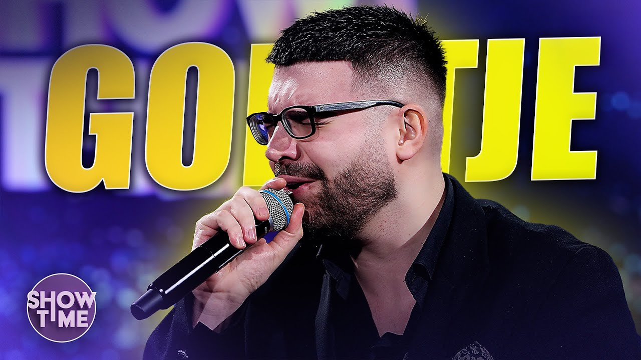 Andi Bajraliu me k&euml;ng&euml;n - Goditje. Performanc&euml; live.