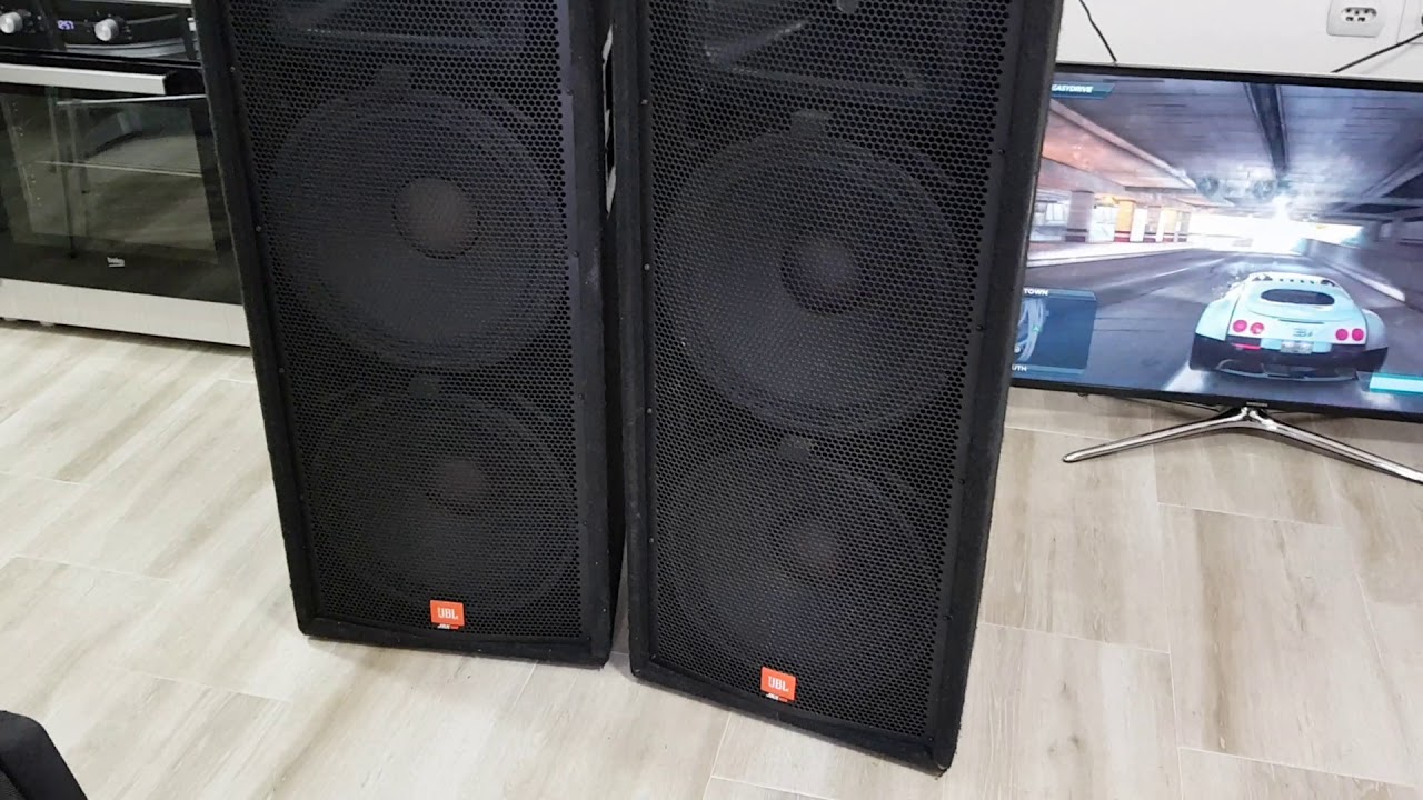JBL JRX 125 2x1000W & Behringer EP 1500