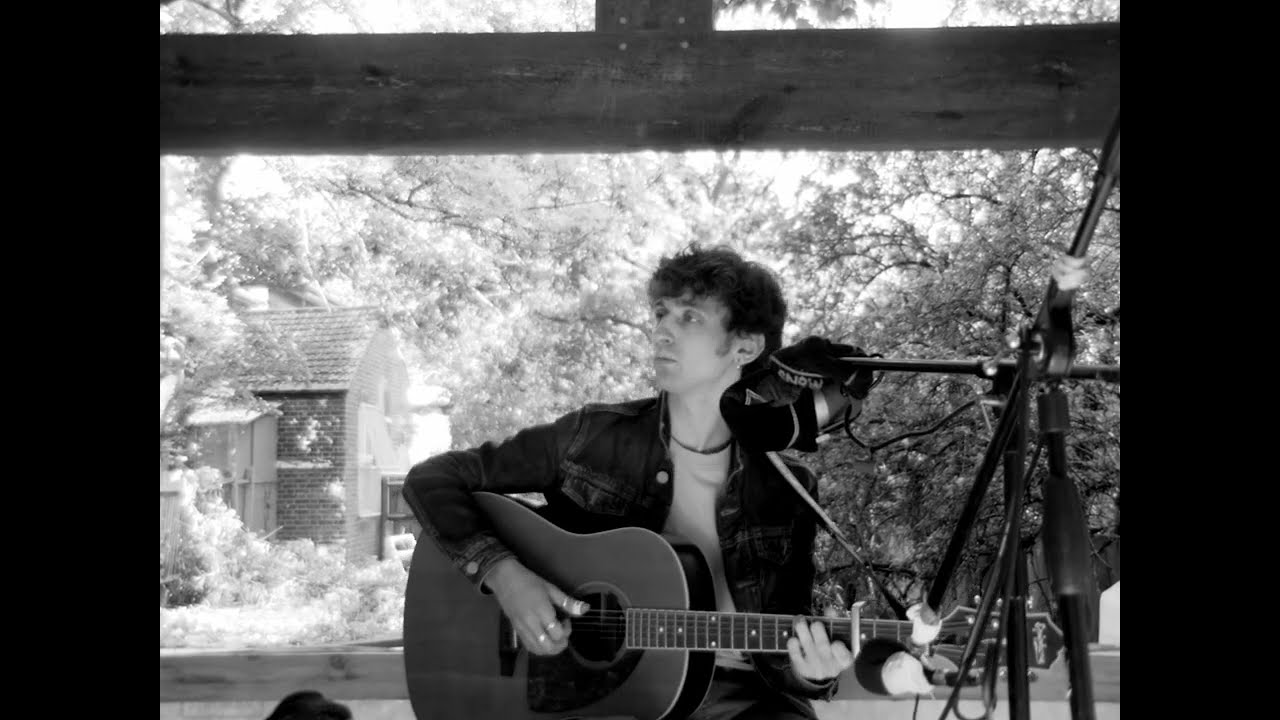 Zach Thompson - On Shardeloes Road (Live)