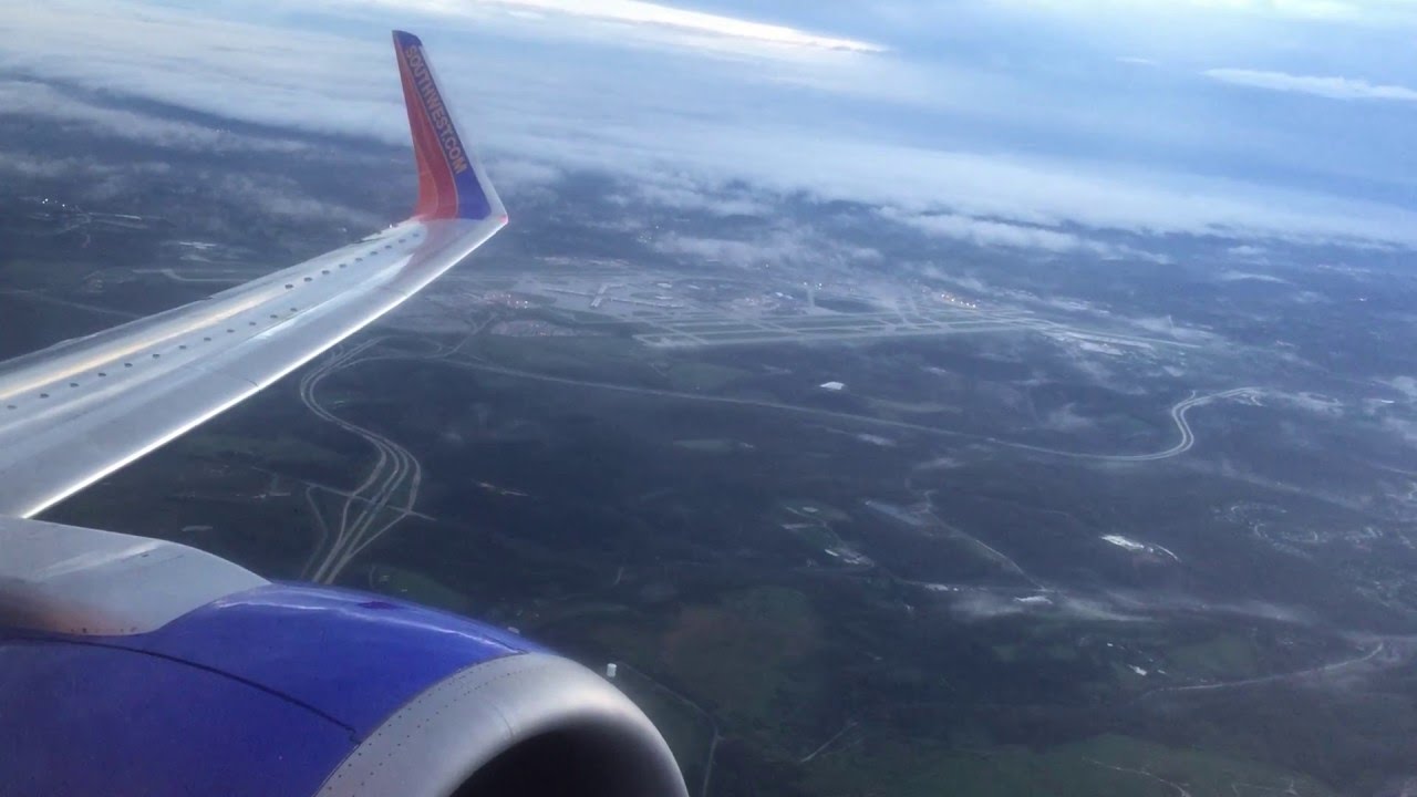 Southwest Airlines Rainy Takeoff from Pittsburgh
