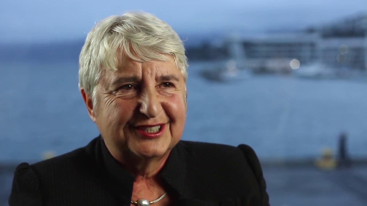 Сиан Элиас — интервью Хэ Тоху