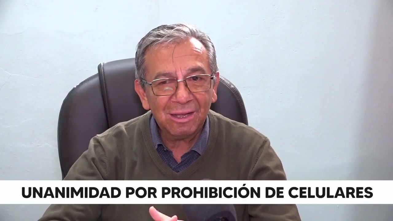 Comunidades educativas a favor de prohibir celulares en clases