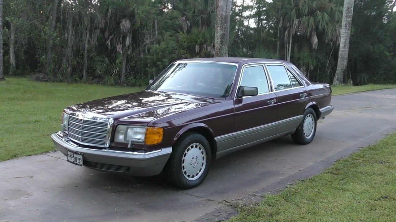 Этот Mercedes-Benz 300 SE W126 1988 года, возможно, мой любимый автомобиль, представляющий вершин...