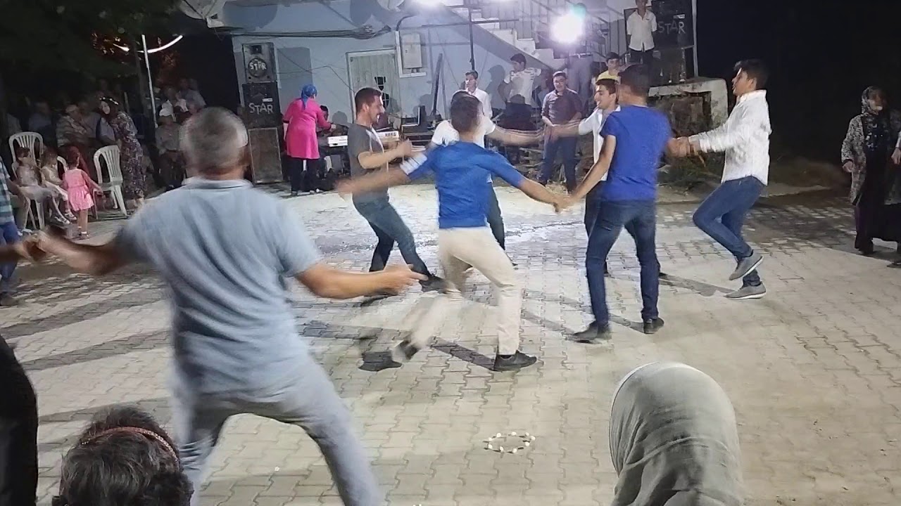 Baklan kuyucak koyu geçlerin halay oyunu