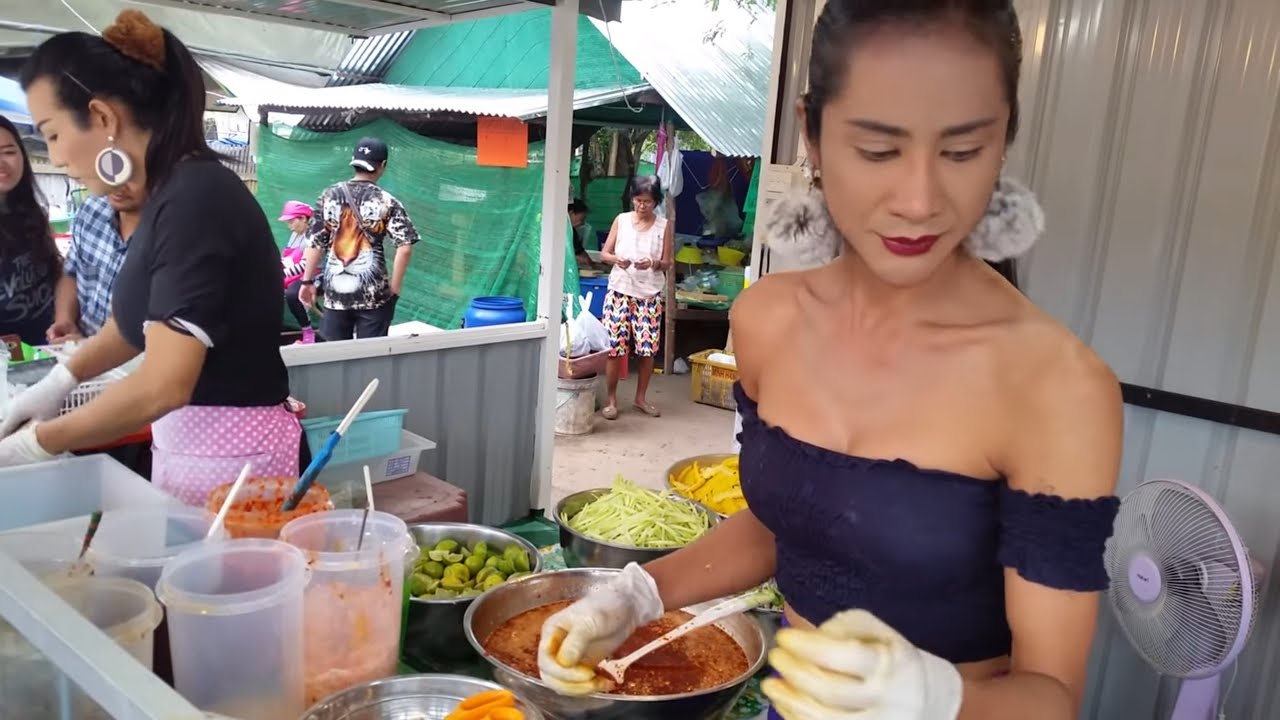คลิปดังในอดีต ป้ากบ อยู่กับ เจ้เบียร์ ยำแซบทะเลสด Miss.beer Raw Spicy Seafood Mango Salad Thailand