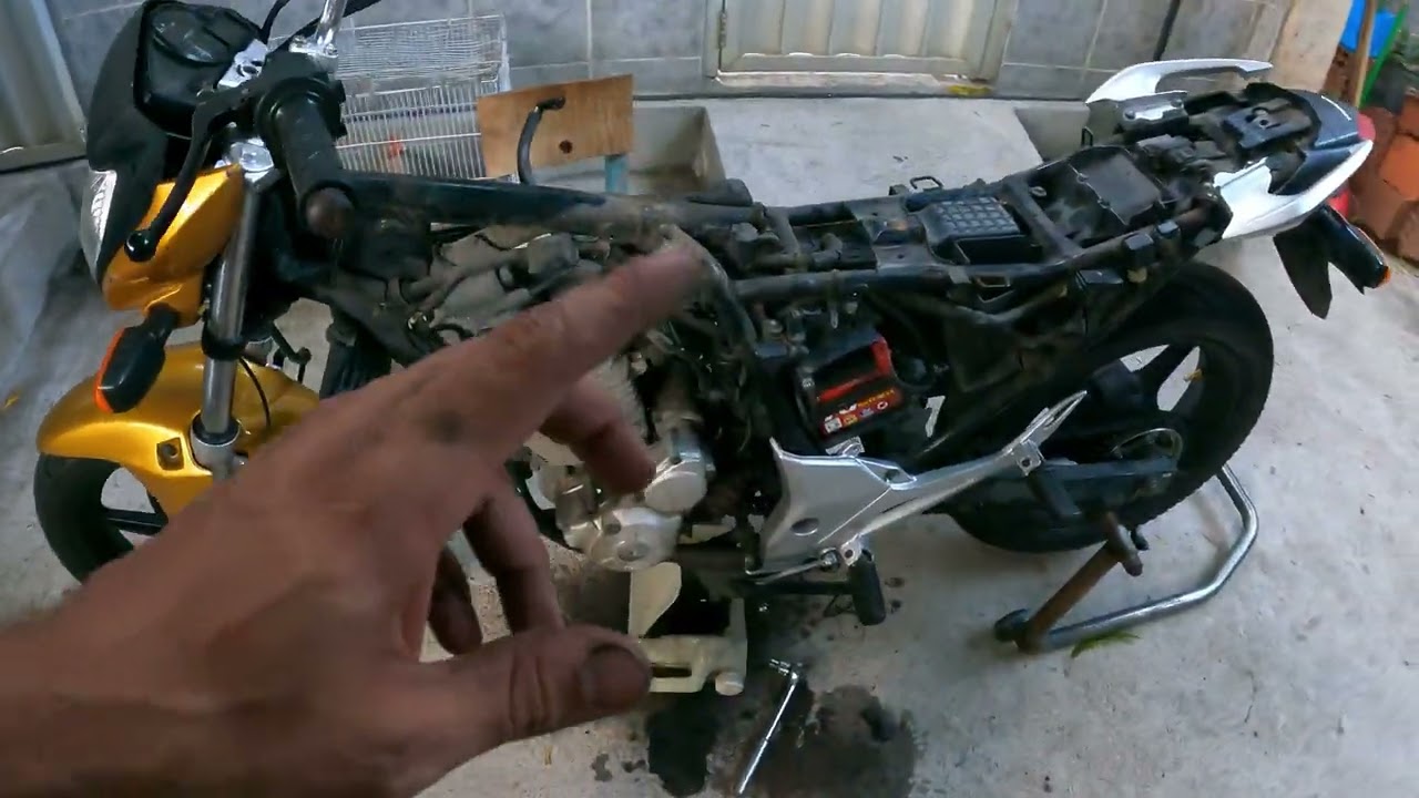 Revisão Caseira Completa Na Cb300 🤩