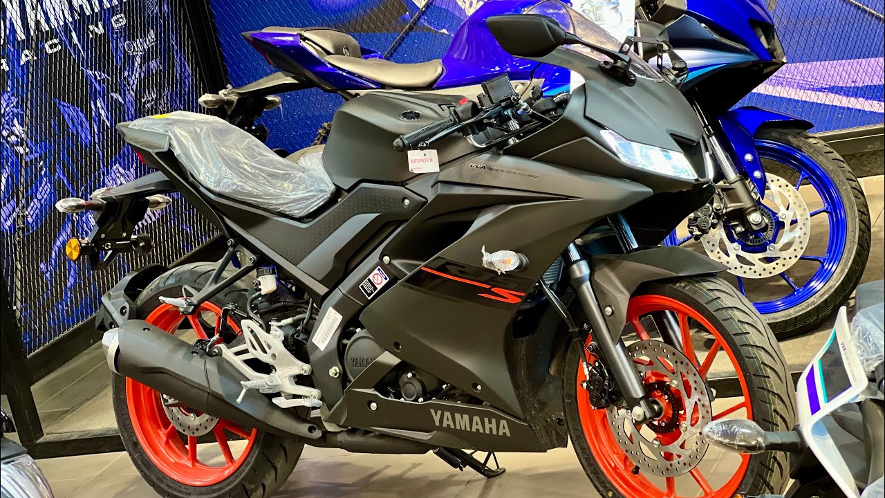2025 Yamaha r15 v3 New Model Detailed Review | 2025 Yamaha r15 v3 New Price | r15 v3 New Colour 