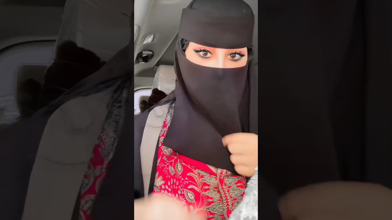 Saudi Arabia single niqab women dance conversation 