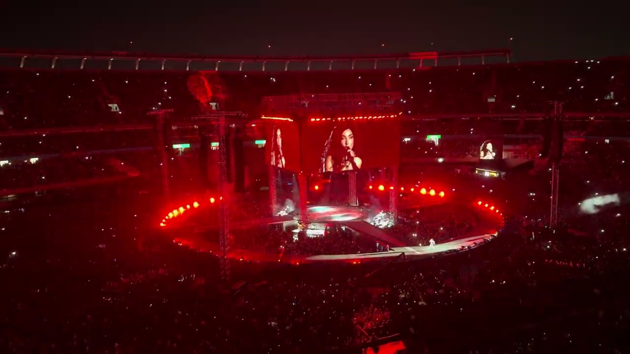 María Becerra en vivo - Cuando te vi ft Trueno, Estadio River Plate 12.12.2025