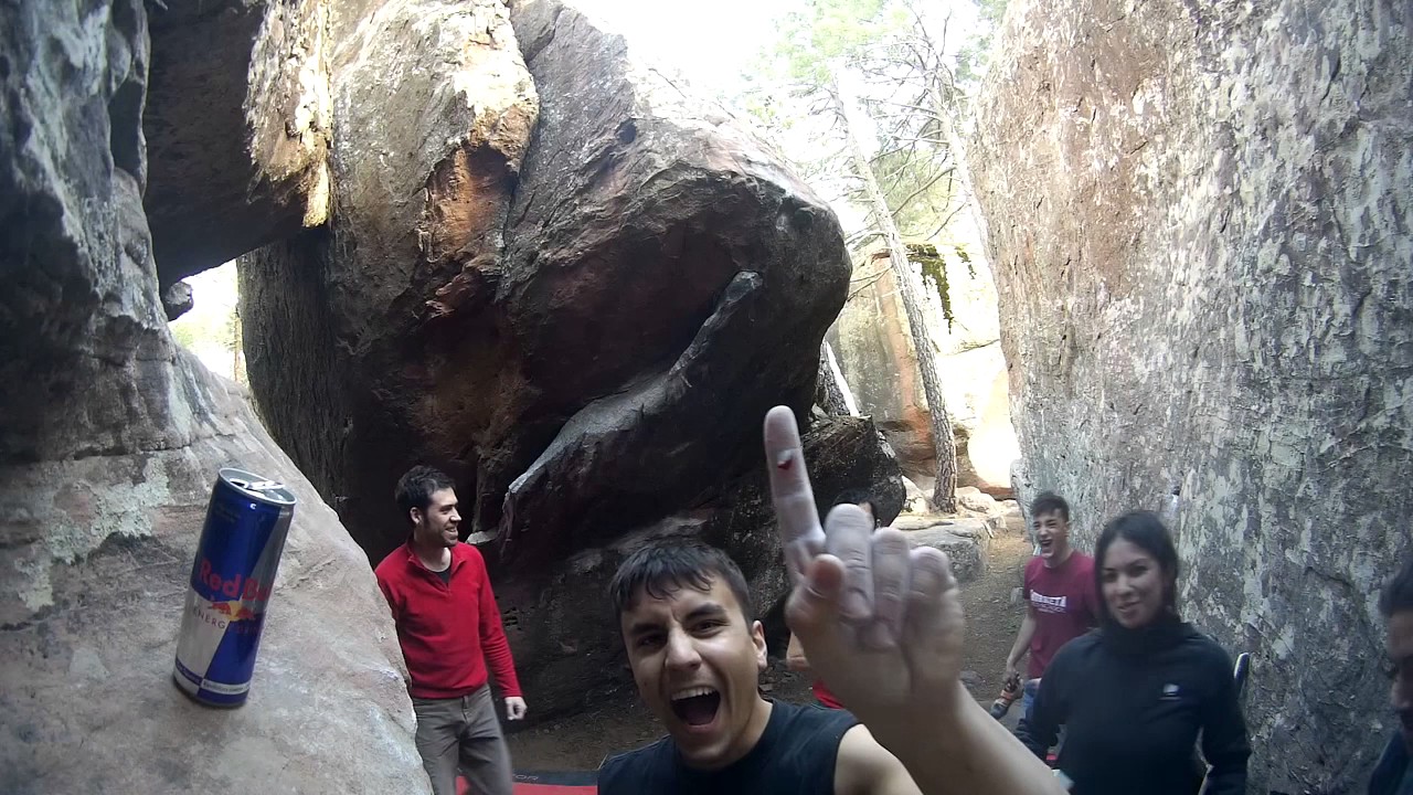 Albarrcín boulder 6a to 7c