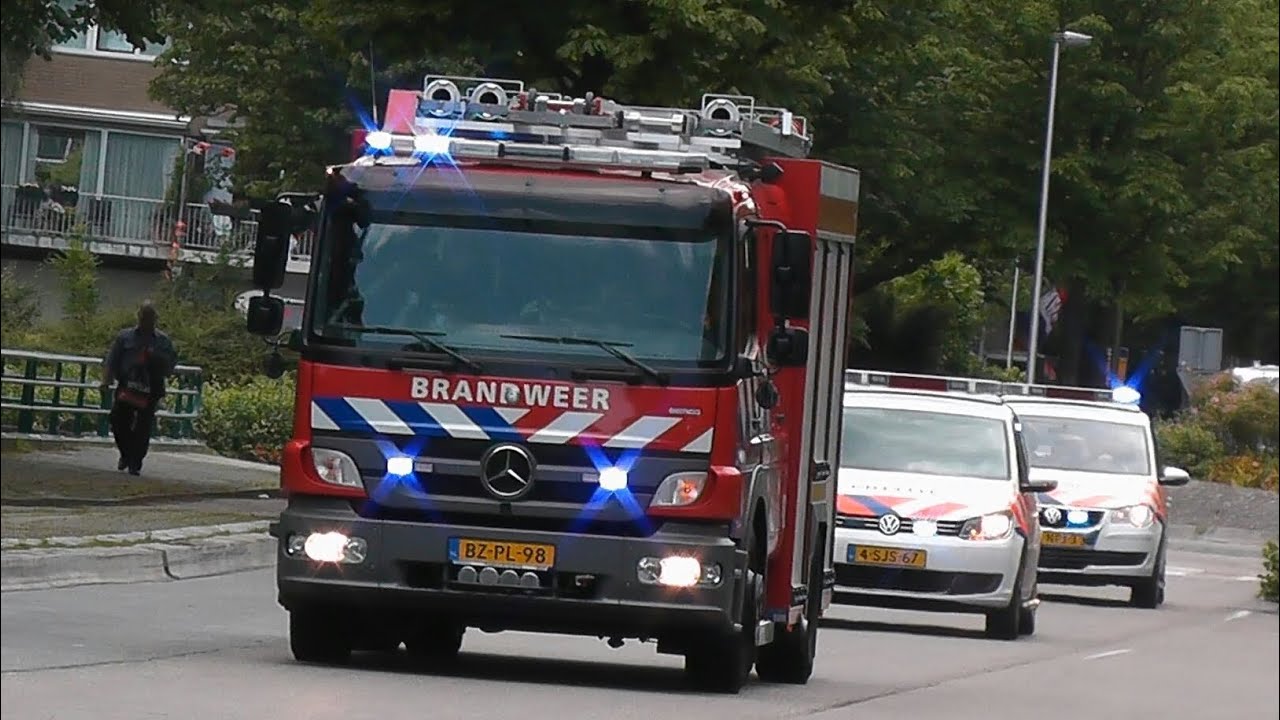 PRIO 1 TS 5034 3X Politie en OVDP Woningbrand [Middel] Oostervenne Purmerend