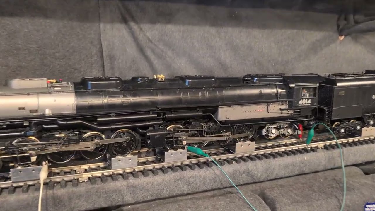 MTH One Gauge PS3 Big Boy repair (Full smoke upgrade + speaker)