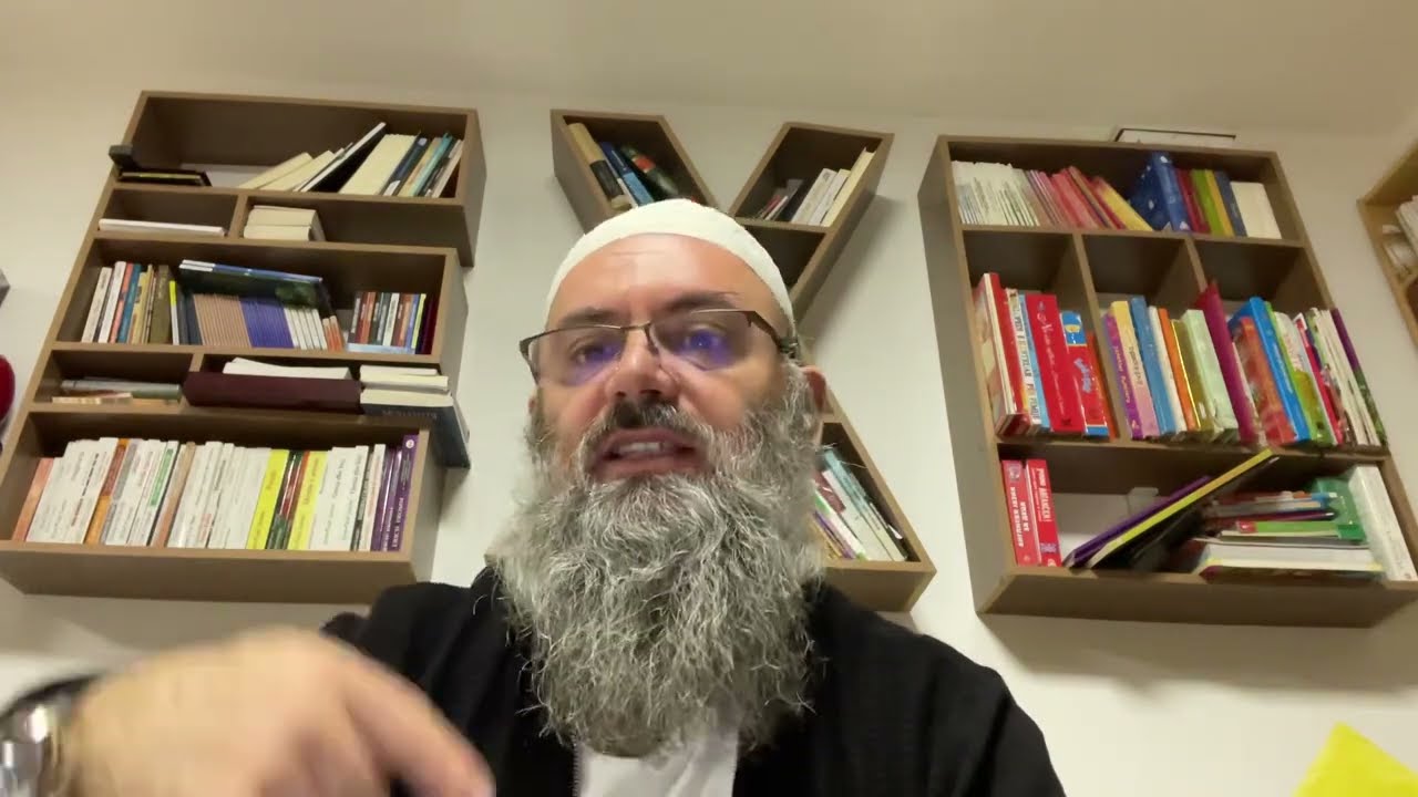 Muajt e Shenjtë - Hoxhë Bekir Halimi