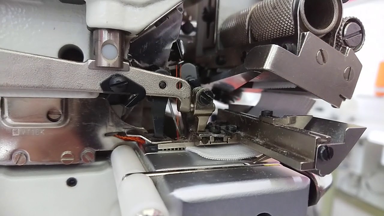 Máquina remalladora elastiquera siruba 747FS-514M2-24/LF-D6A