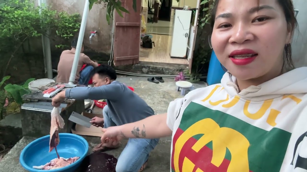 Chú Trung Bố Vợ Cường Ánh Xuống Trổ Tài Nấu Ăn Dưới Nhà Hoài Anh