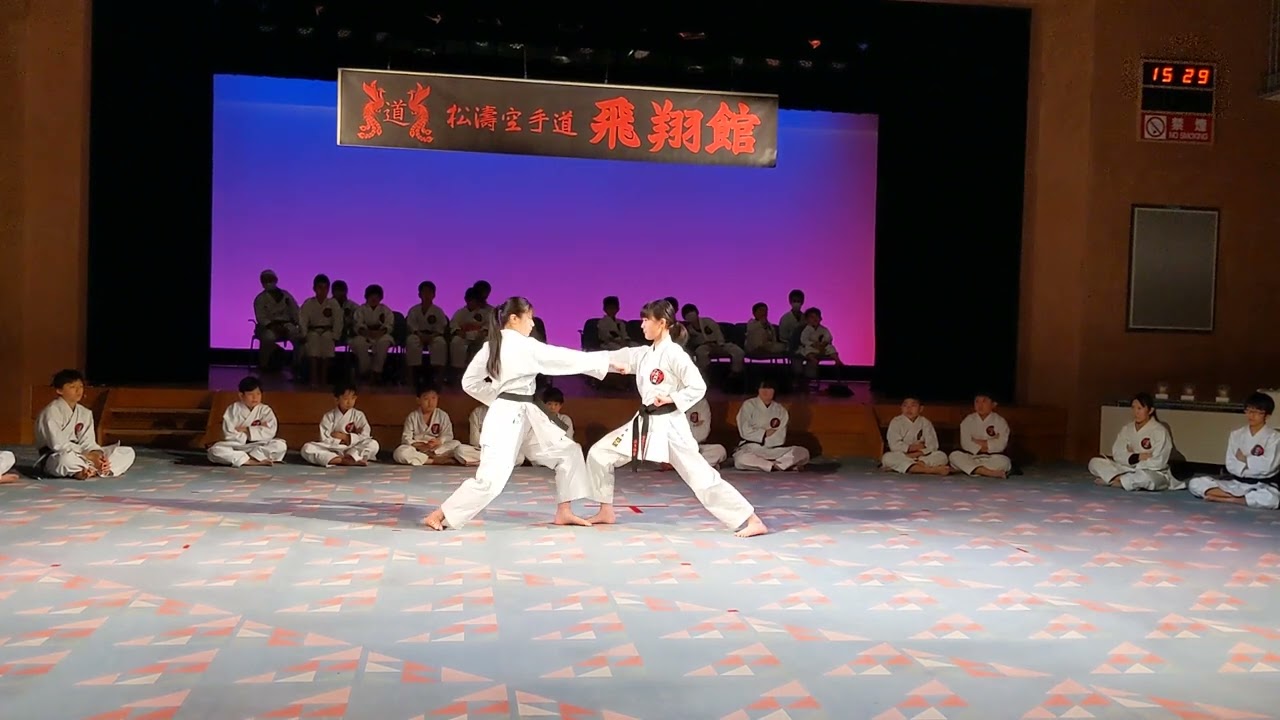 空手【道場演武会①】~女子による平安五段演武(ゆっくり→分解→通常) #飛翔館 #空手 #kata #karate