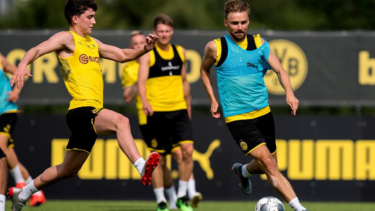 BVB is back on the pitch! | Training session at the Start of the New Season!