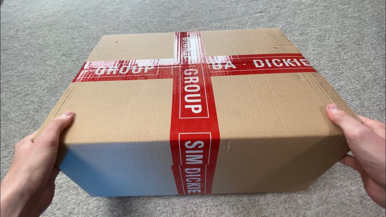 Big box with Diecast Models Made by Majorette.