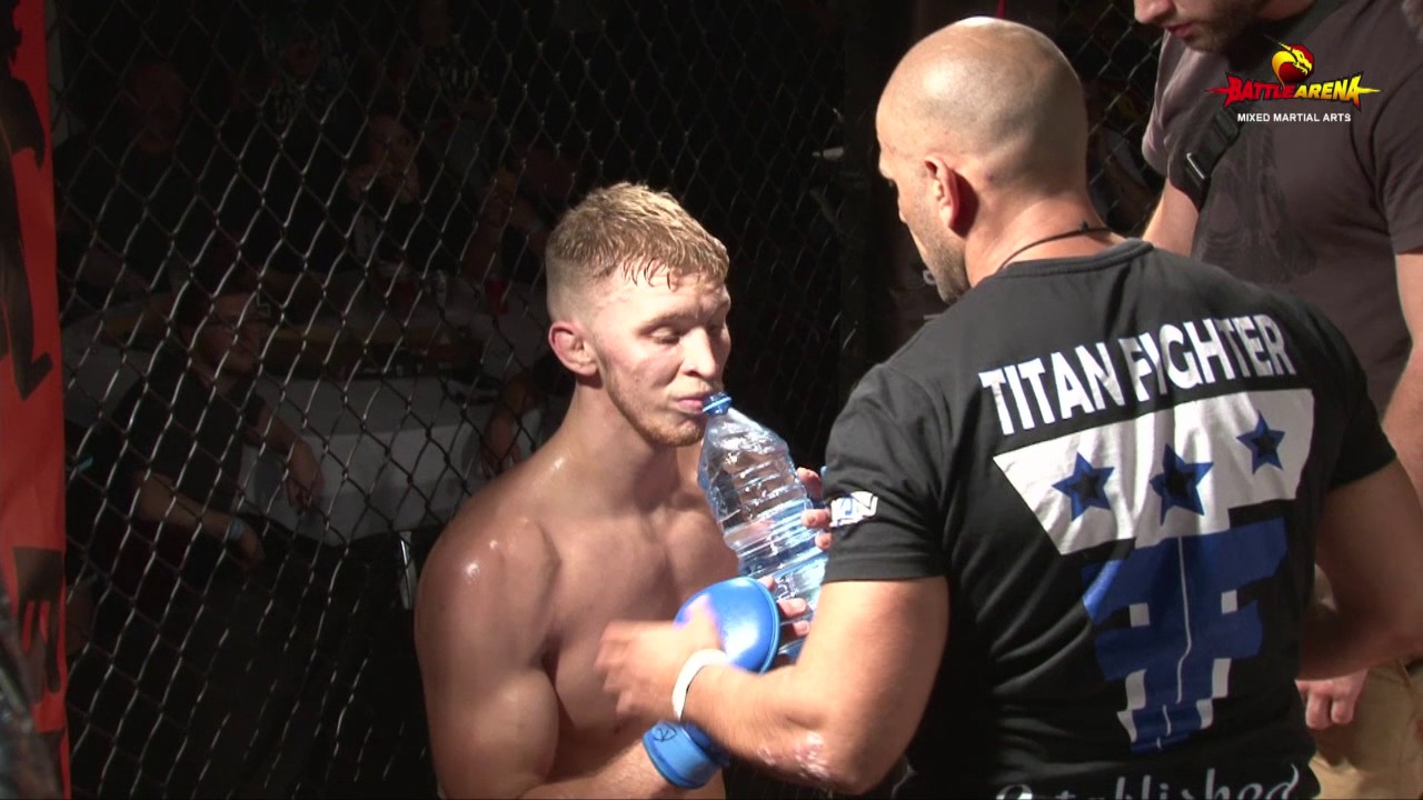 Tomaz Ponder VS Luke Trainer - Kassam Stadium, Oxford - 24th June 2017