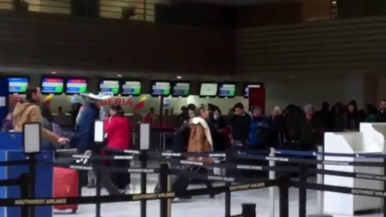 Walking Around the Mexico City Airport
