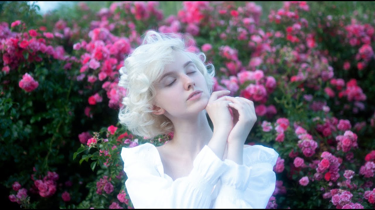 Metronomy - La grenade (UNOFFICIAL SHORTCLIP)