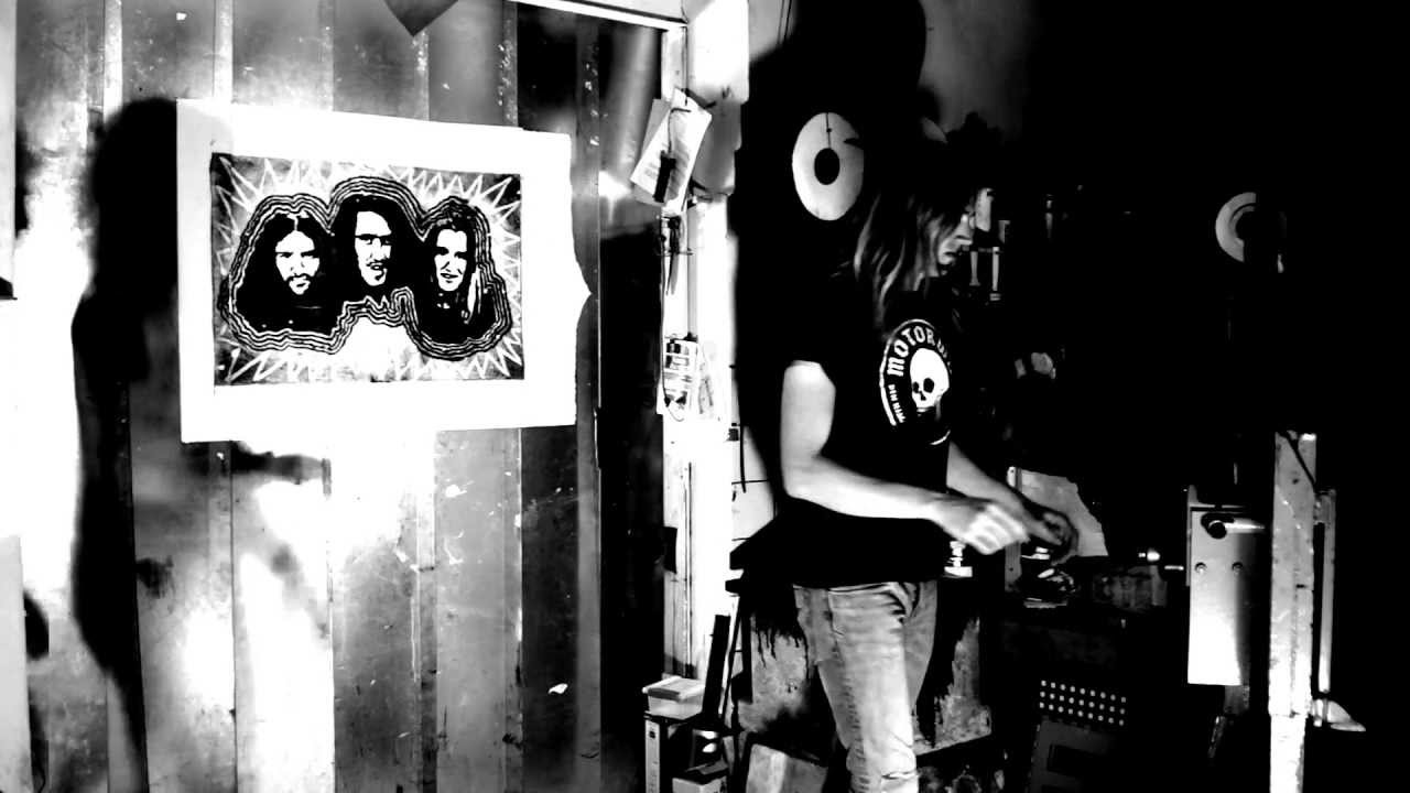 Vanderbuyst - Welcome To The Night (official video)