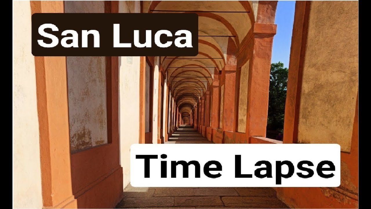Walking under the longest portico in the world - San Luca - Timelapse