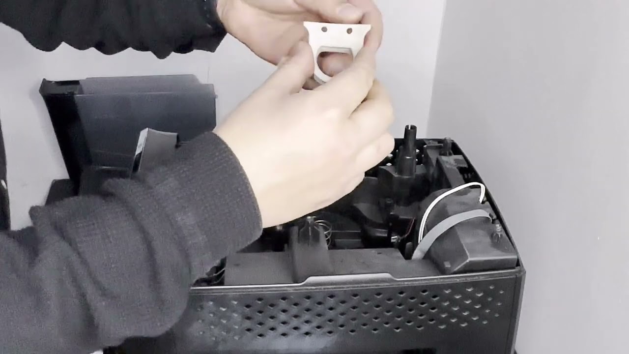 Philips Grinder كيفية إصلاح وصيانة مطحنة القهوة من فيليبس 3200