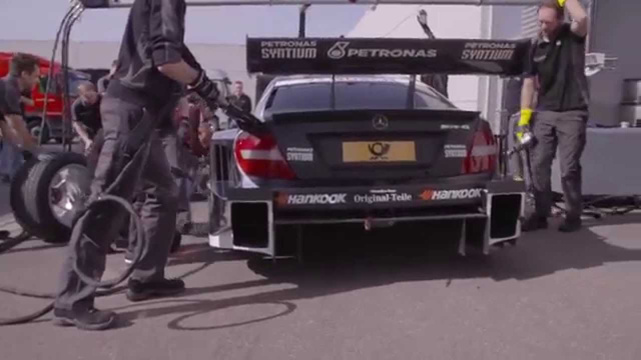 Mercedes AMG presents new DTM team 2015