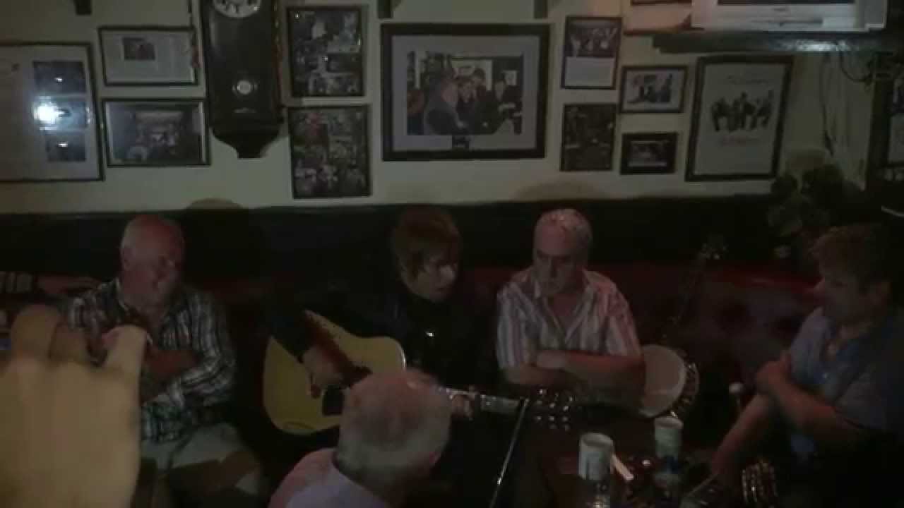 J.J. Finan`s Bar, Charlestown, Co Mayo, 26.07.2015, Liam Gallagher live