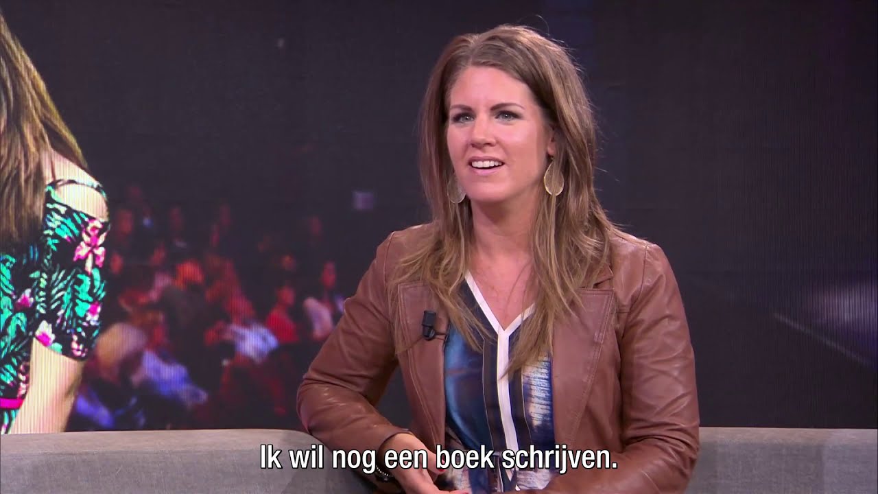 Joyce vertelt haar persoonlijk verhaal in 'Praat mee' met Pim Sedee. NL ondertiteld