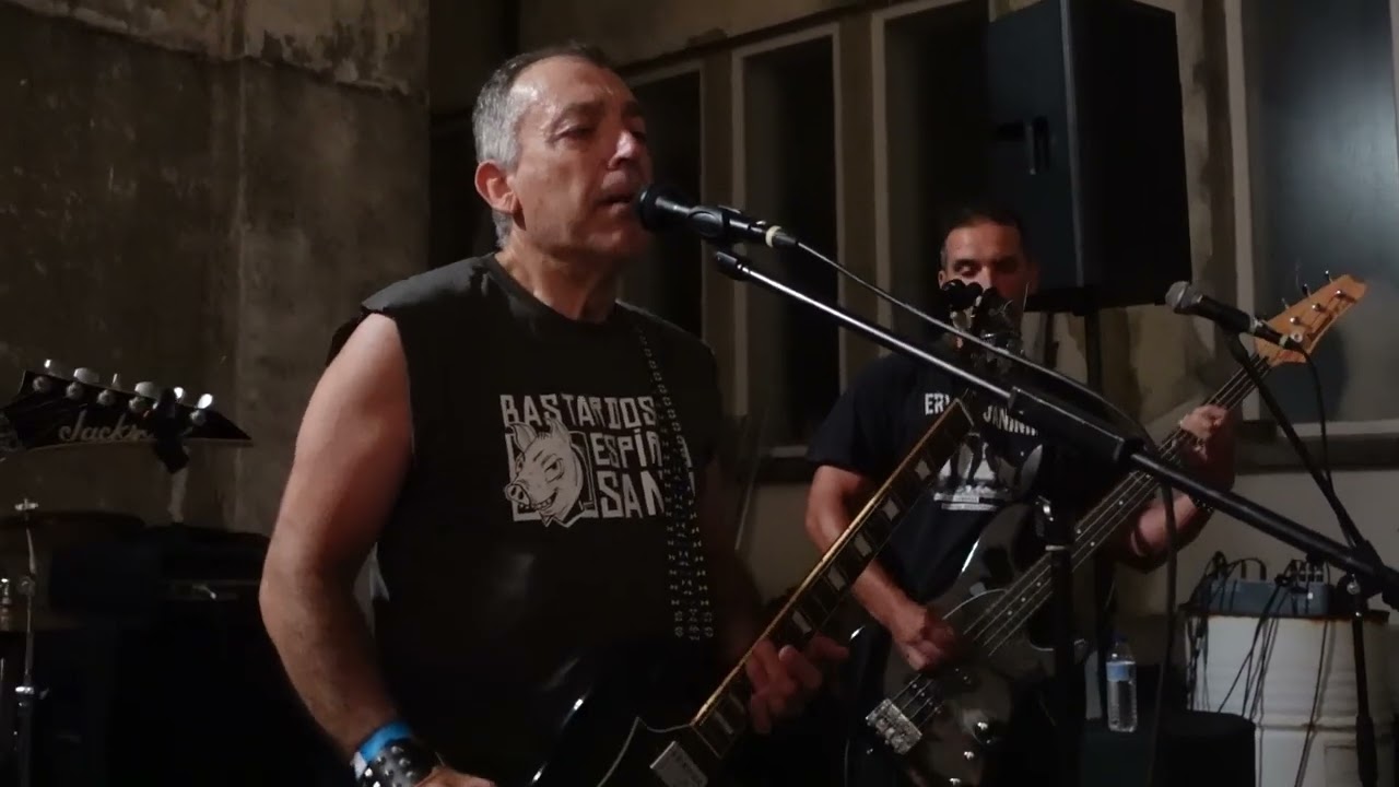 ERVAS DANINHAS - Ervas Daninhas + Punk`s Unidos (live Fermentage Beato)