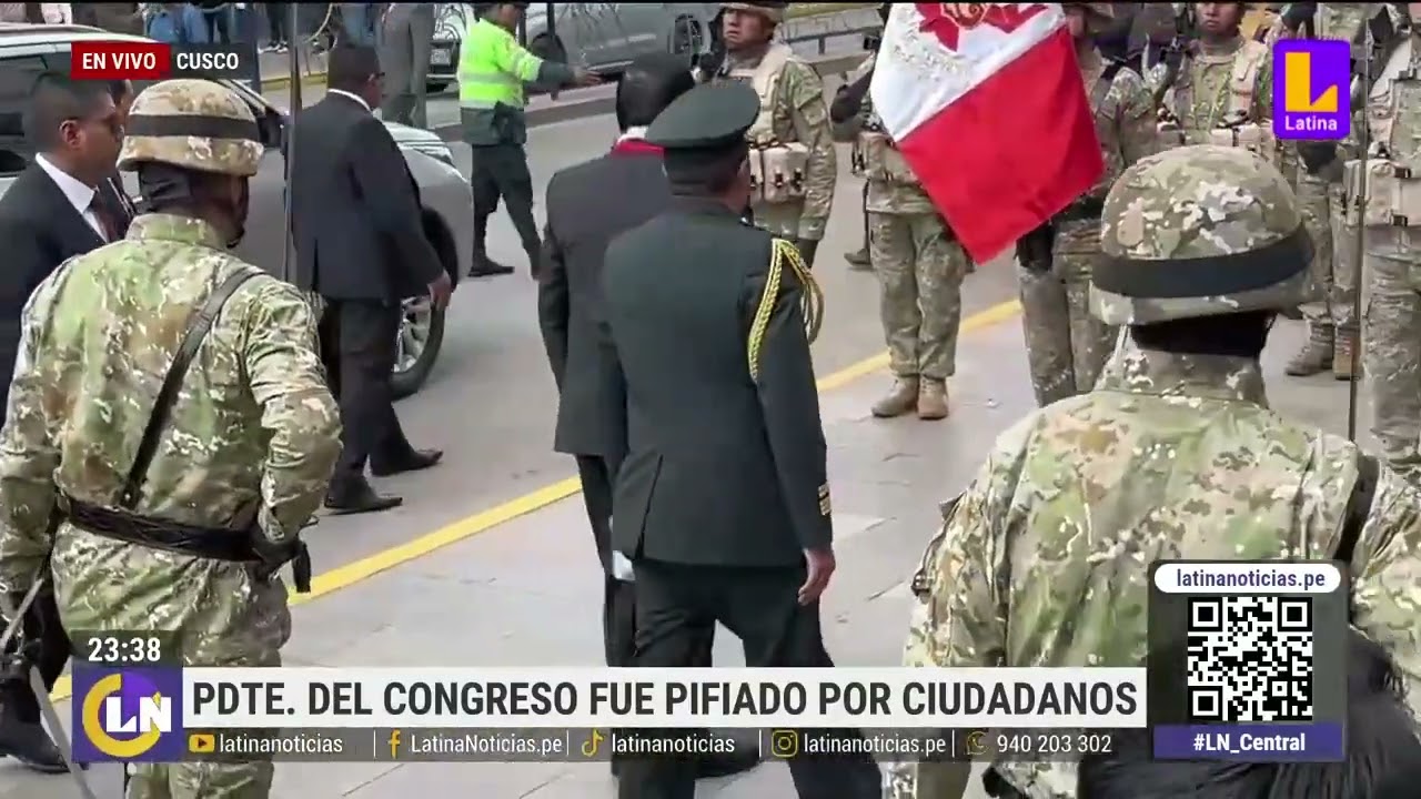 El presidente del Congreso Alejandro Soto fue pifiado por cusqueños