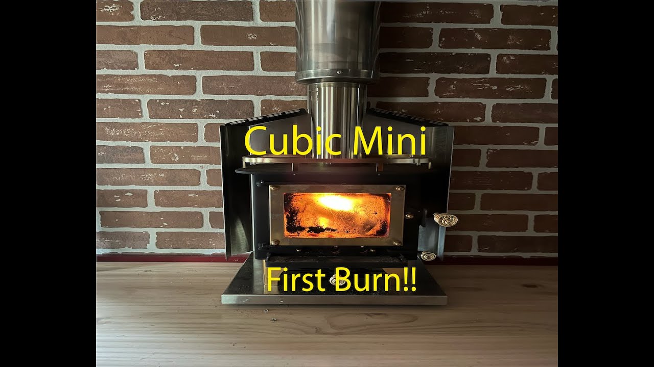 FIRST BURN - CUBIC MINI WOOD STOVE IN THE CAMPER!