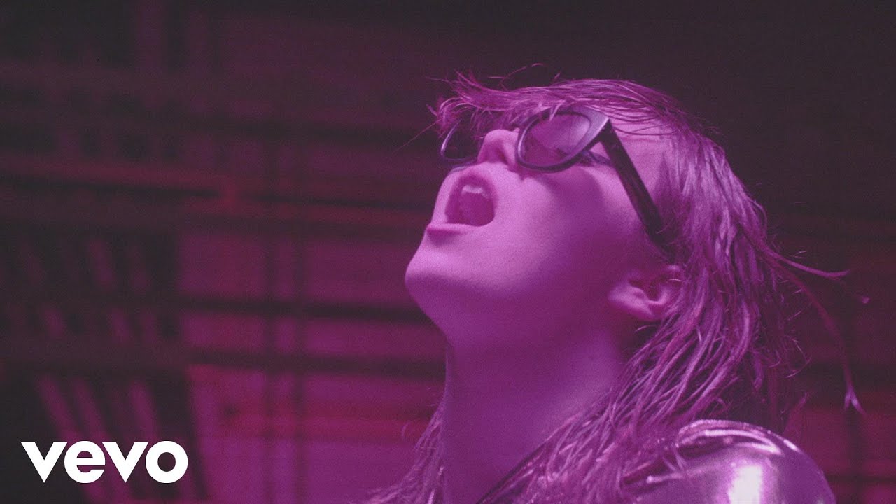 Julia Vero - Lilac Sky