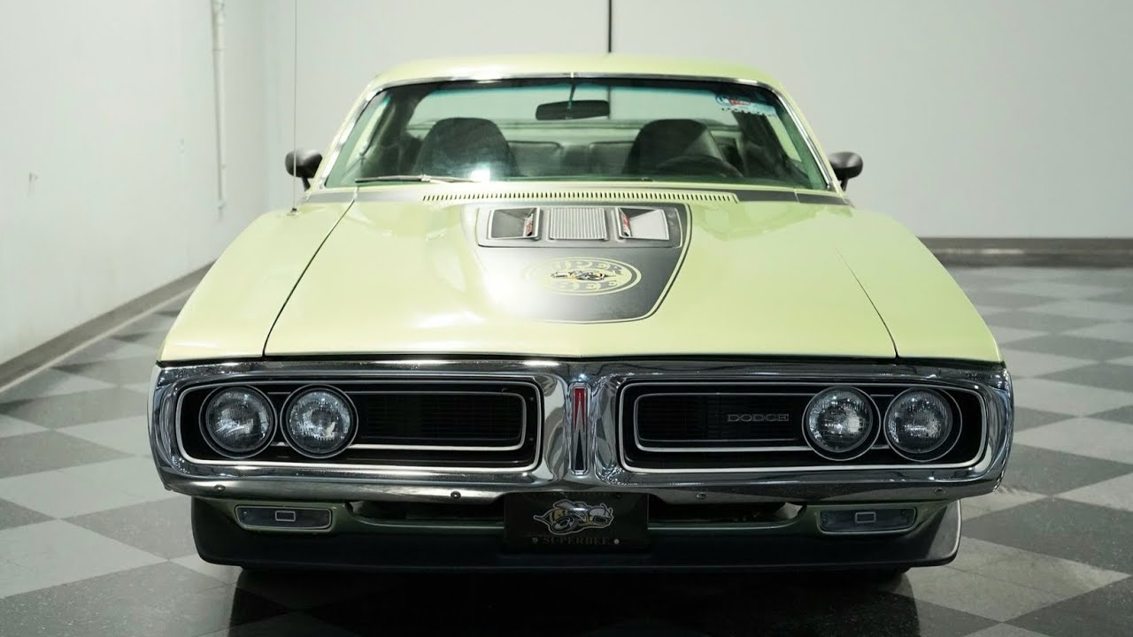 Dodge Charger Super Bee &ndash; легендарный классический маслкар Mopar #dodge #luxury