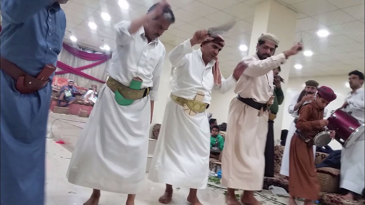 مزمارملك الفن بكيل عطران رقص بلديه على اصولها رقص منصور جعدل وهاشم حمامي وبن ثامر#اشترك