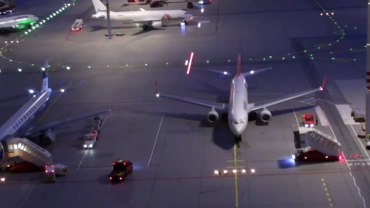 Miniaturwunderland Hamburg Flughafen in Full HD 1080p Teil 2/3 Miniature Wonderland Airport