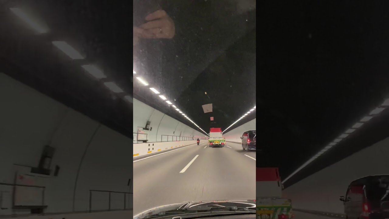 ZRX400 トンネル加速音
