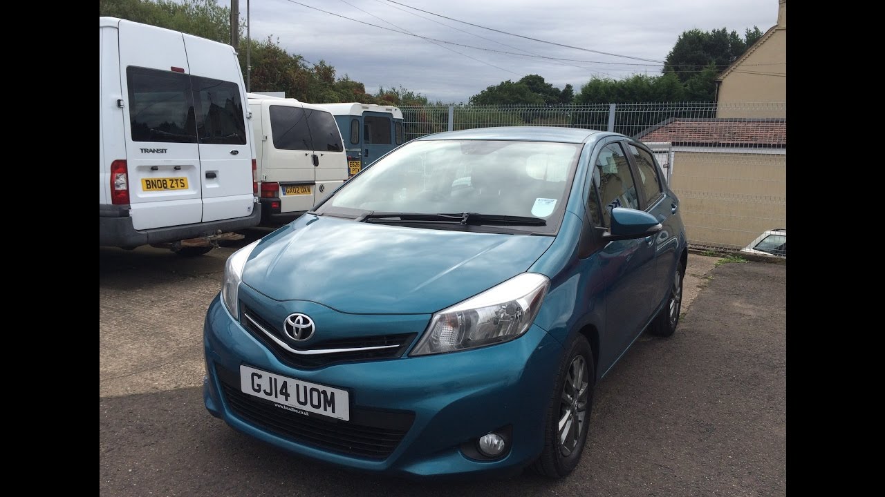 ОБЗОР АВТОМОБИЛЯ TOYOTA YARIS 2014 ГОДА
