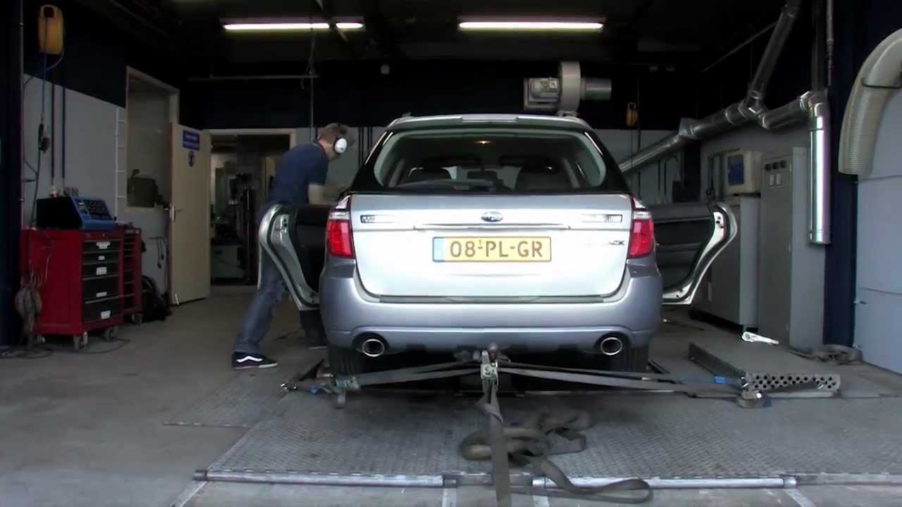 Op de rollenbank - Subaru Outback