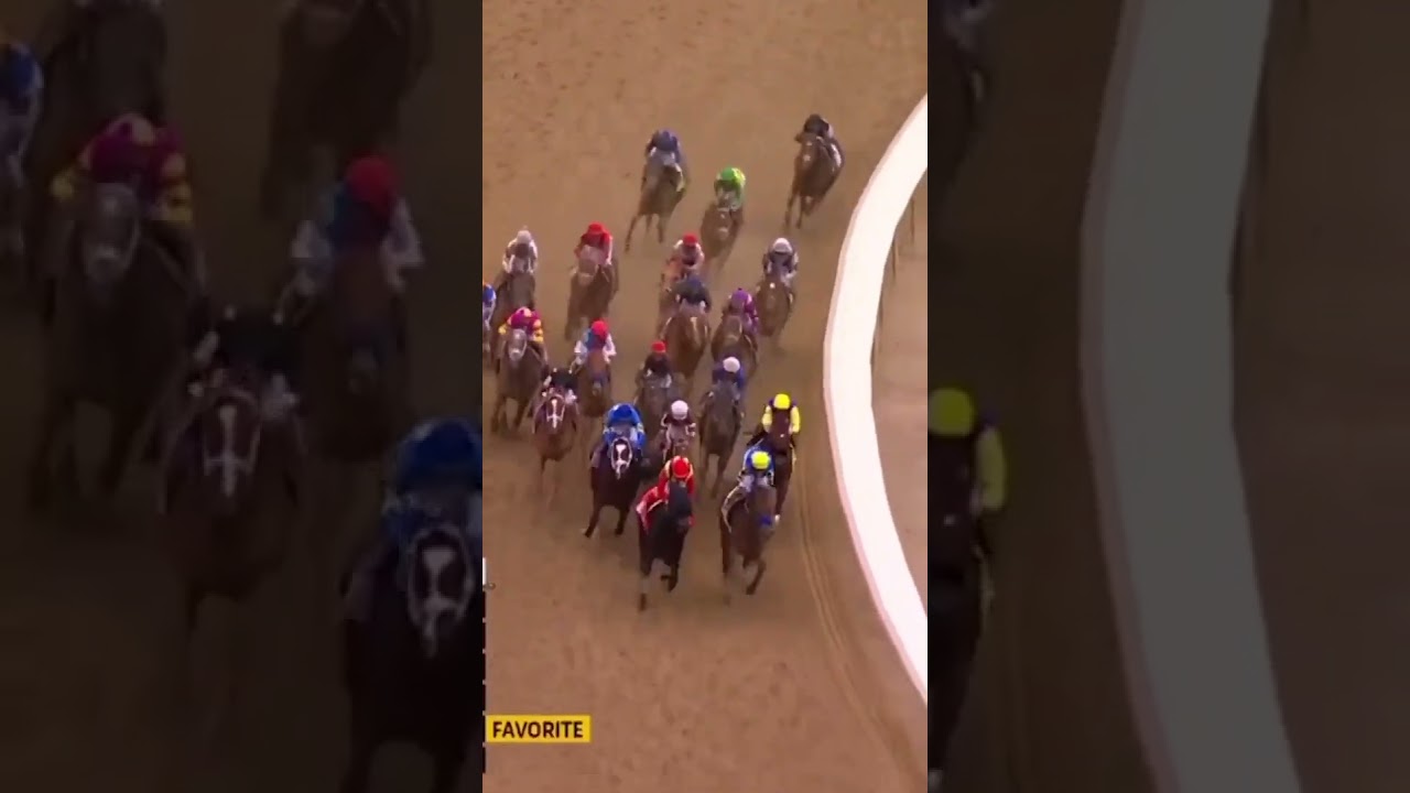 Rich Strike SURGES to Derby victory 🤯🏇