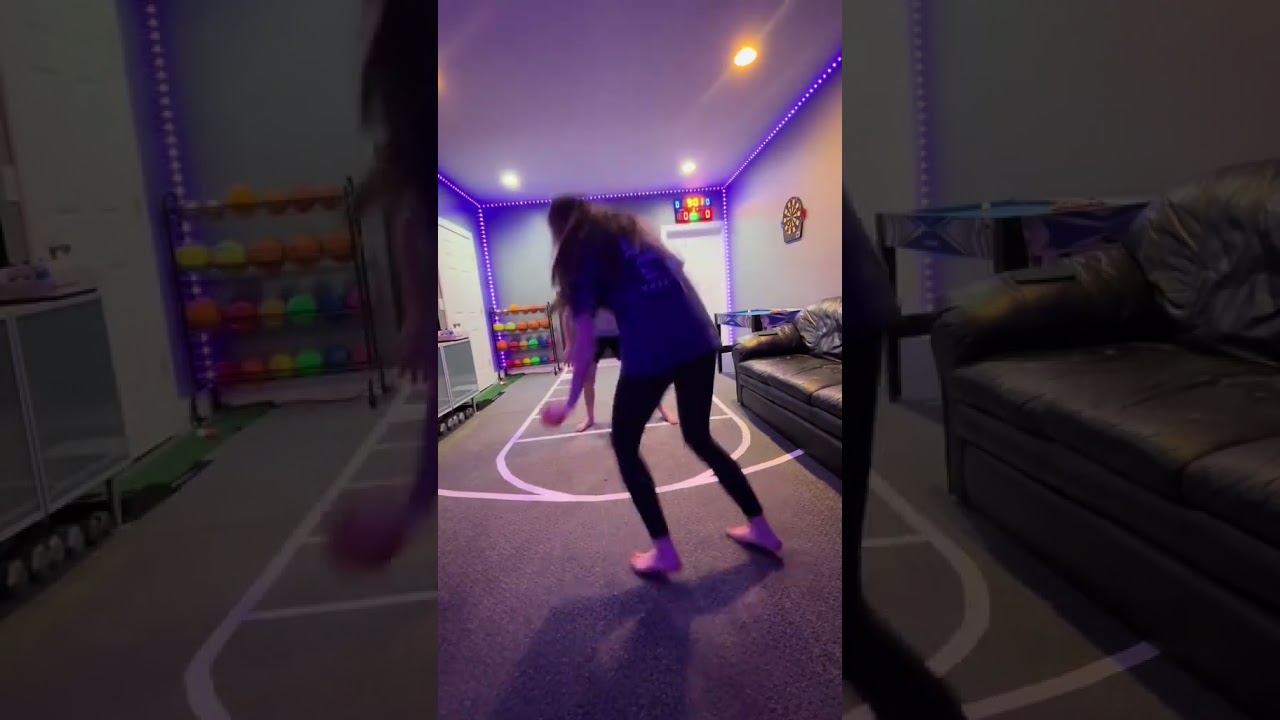 Buzzer-beaters hit different when it&rsquo;s your bedroom clock ⏰🏀  #basketball