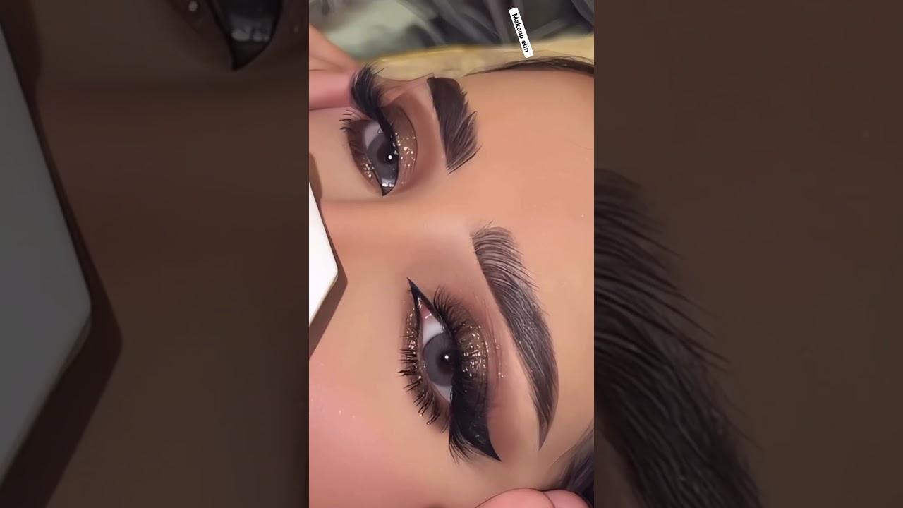 مكياج عرايسي تقيل ألوان فضي ودهبي Heavy bridal makeup in silver and black colors 