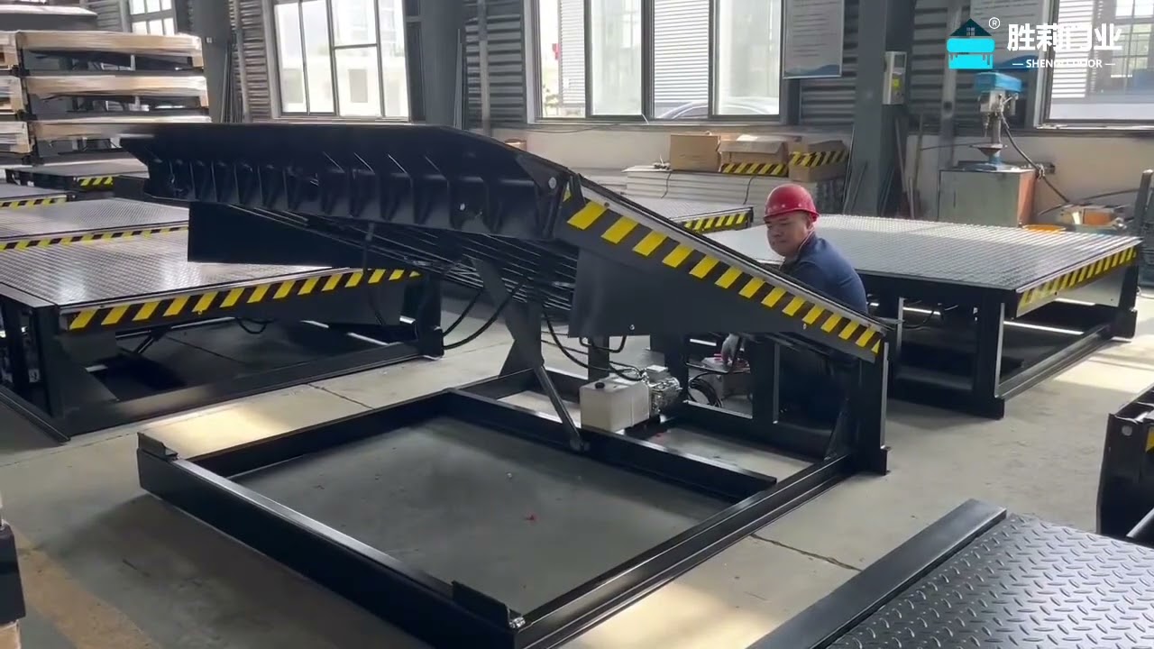 Hydraulic Dock Levelers for Loading Bays and Warehouses