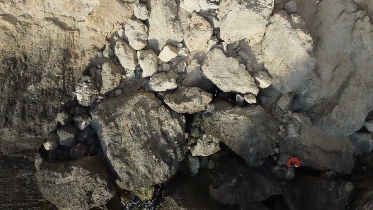 Xaqqa Cliffs, Malta: boasting our satisfaction for flying the drone in the wind in such a spot
