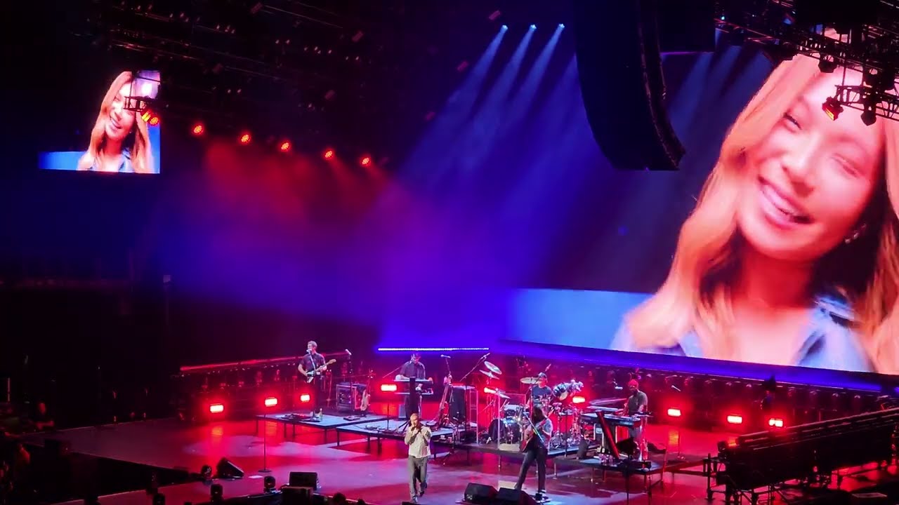 Girls Like You - Maroon 5 Live in London | 3 July 2023