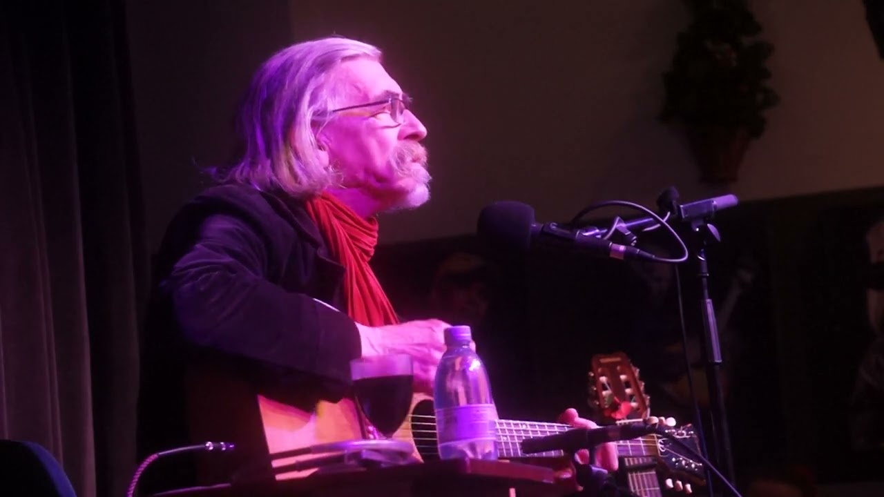 John Tams - The Manchester Rambler - live at Alstonefield on 16 December 2022