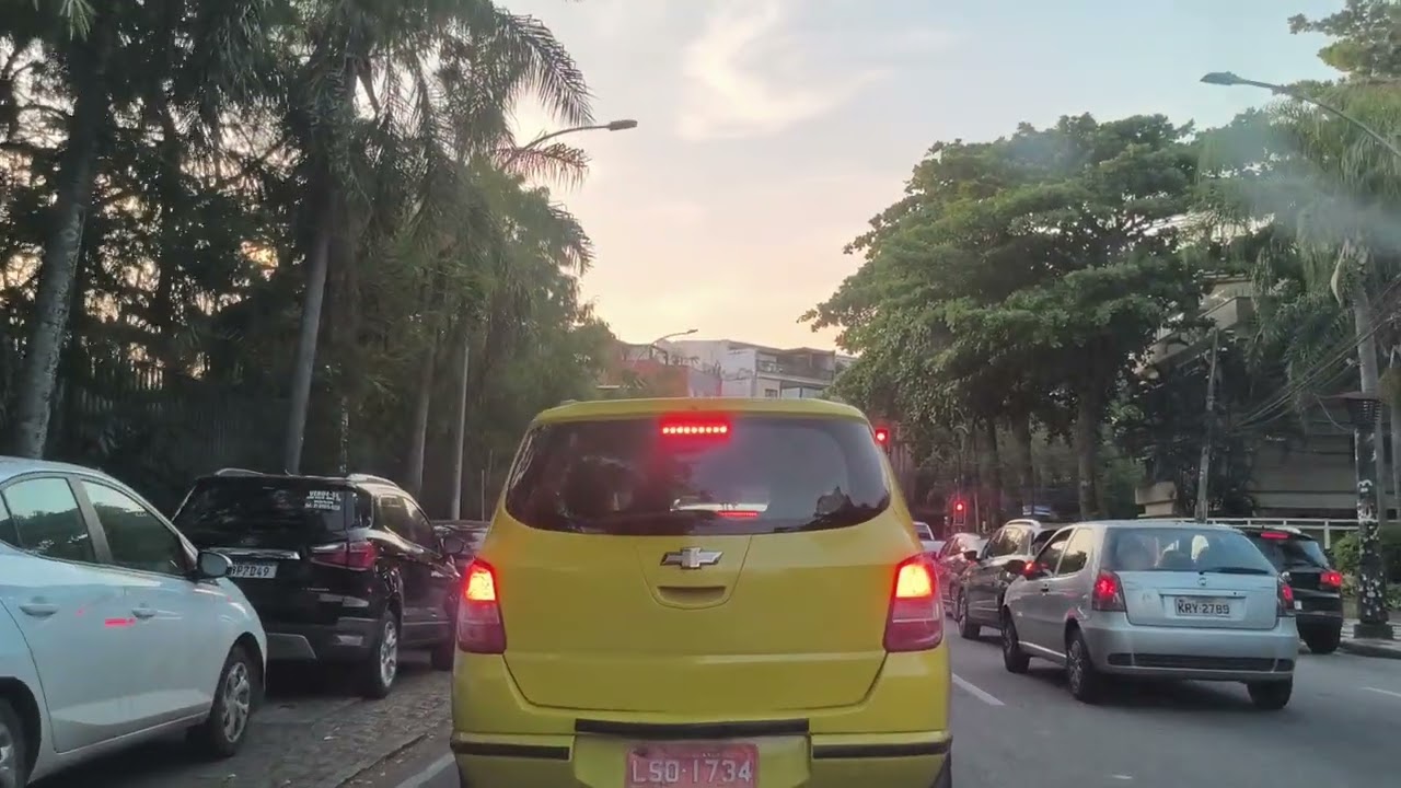 Driving Jardim Oceânico Barra da Tijuca #riodejaneiro #barradatijuca #barra #driving #carioca 